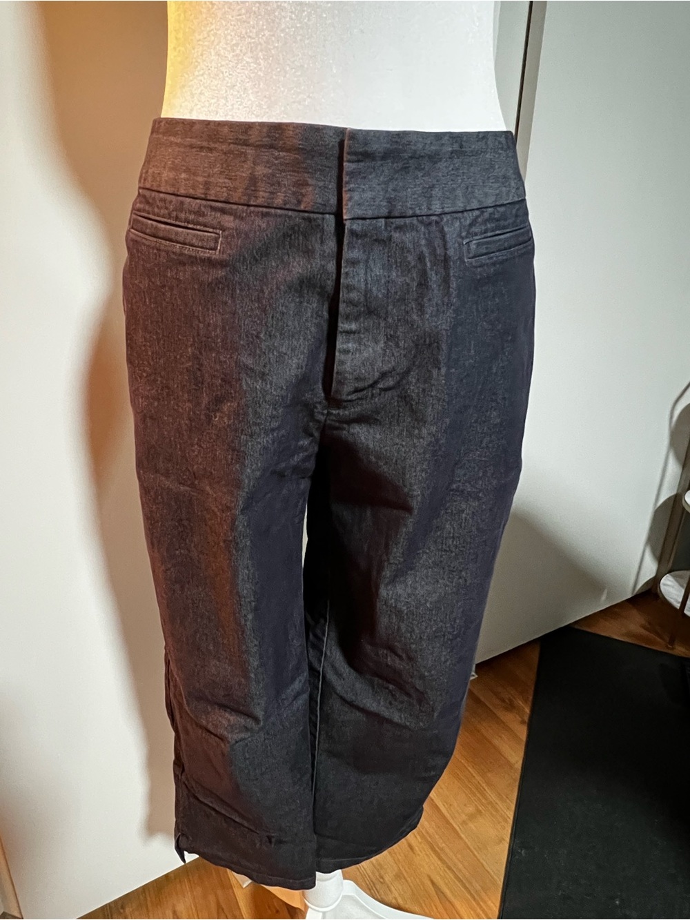 Dockers Women's Dark Charcoal Cropped Straight Pants